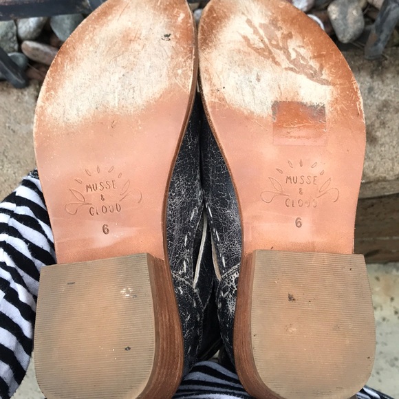 Musse & Cloud Ankle Boots size 6 - Picture 7 of 7